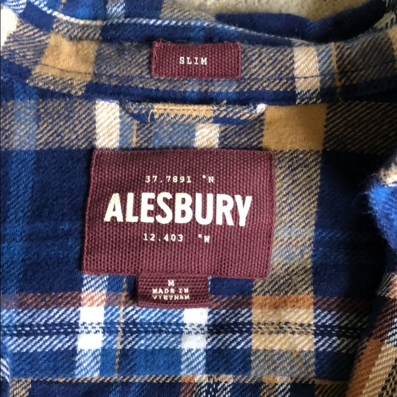 Flannels - Picture 4 of 5